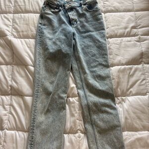 Abercrombie The 90’s High Rise Straight